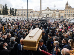 Música, emoção e emoção no funeral de Enrica Bonaccorti em Roma – Notícias