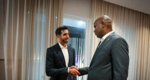 Shakhbut bin Nahyan discute desenvolvimentos regionais com Zâmbia e Moçambique