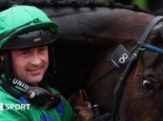 Nico de Boinville: Jóquei inglês inocentado de fazer comentários racistas em Declan Coley.