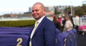 Os candidatos ao campeonato do condado, Dunn, conseguiram dominar Grafton