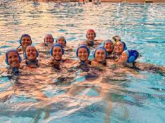 Pólo aquático: mulheres de Geraldton conquistam quatro turfeiras do campeonato da semana do país, homens ficam aquém na grande final