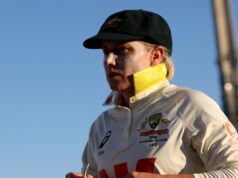 Australianos querem impulsionar Haley para teste de adeus