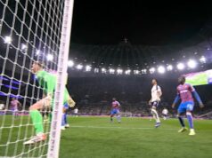 A estrela do Spurs foi expulsa de campo enquanto as tensões aumentavam