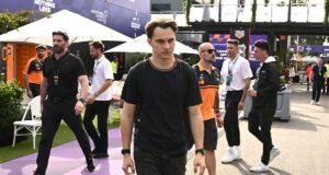 ‘Forte’ Oscar é incentivado a se recuperar após desastre no GP em casa