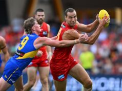 Os Eagles estão exibindo suas habilidades para desacelerar os Suns em brasa