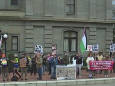 O ataque dos EUA no Irão desencadeia protestos em Portland. Ao mesmo tempo, há vozes de apoio.