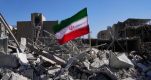 A estratégia de paciência do Irão falhou. O que acontece a seguir pode ser pior | Guerra EUA-Israel contra o Irã