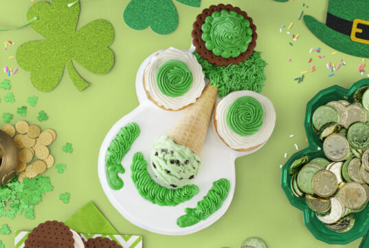 Dia de São Patrício de 2026: Onde encontrar ofertas de comida e itens especiais do menu do feriado?