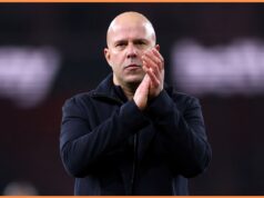 O técnico do Liverpool, Arne Slot, precisa de mais tempo durante o período de transição