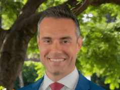 Os democratas destroem uma cadeira de prefeito do sul da Flórida que ocupa há décadas.