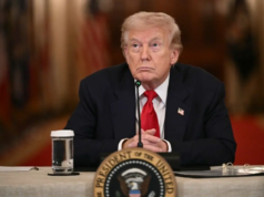 Trump ameaça atacar o Irão “com muita força”, enquanto Teerão promete não se render