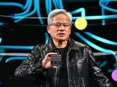 Jensen Huang diz que a Nvidia está se afastando do OpenAI e da antropologia, mas sua explicação levanta mais questões do que respostas.