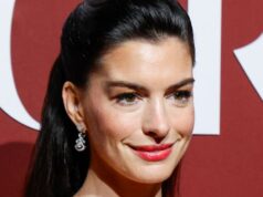 Anne Hathaway usa Vital Perfection LiftDefine Radiance Serum da Shiseido