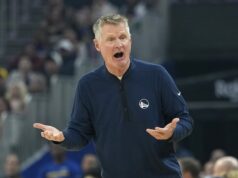 Steve Kerr lembra tarde demais que não é médico