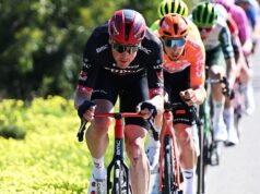 As principais fraturas ósseas de Stefan Küng e Ben Swift devido a lesões causadas pelo acidente em Omloop Het Nieuwsblad continuam.
