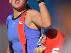 o último campeão foi nocauteado e deixado sob insultos