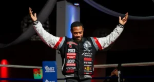 Luta pelo título de William Zepeda-Lamont Roach 135 libras organizada pelo WBC.