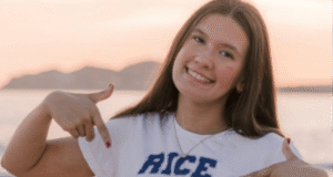 Lily Hineman verbals to Rice em 2027 com tempos de pontuação na conferência