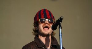 Joe Carey, do Dio, conquista o SHOW El Intransigente de Buenos Aires