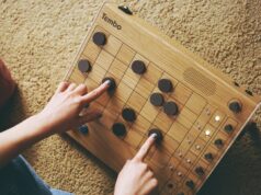 Tembo é uma bateria eletrônica divertida pensada como um tabuleiro de damas