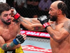 Charles Johnson abriu caminho para uma vitória por decisão acirrada.