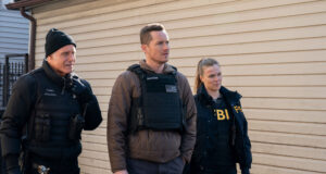 Um showrunner de Chicago discute eventos de crossover