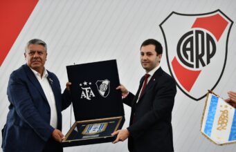 as causas do último estrondo