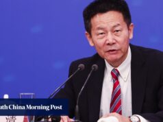 Regulador de valores mobiliários da China promete monitoramento mais rigoroso para aumentar a confiança do mercado de ações