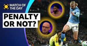 ‘Não seja tão ridículo’ – Richards e Murphy discutem a decisão do pênalti da Holanda