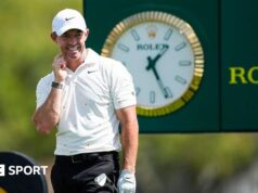 Rory McIlroy desiste do Arnold Palmer Invitational devido a uma lesão nas costas