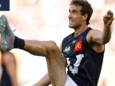 A estrela do Gold Coast Suns está prestes a assinar novamente, apesar do interesse dos clubes vitorianos