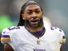 Vikings liberam Aaron Jones e Javon Hargrave, exceto para troca