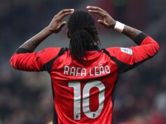 Milan e Inter cuidam de algumas de suas estrelas