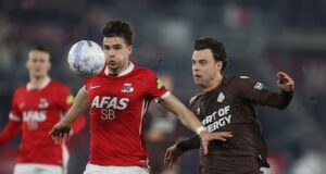 AZ e Telstar ainda sem gols nas semifinais, Bakker perde grande chance de cabeçada