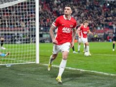 O AZ se recompensou no período final: Parrott deu a vitória ao time do ex-técnico do Feyenoord, Priske.