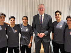 Austrália aprova asilo de 5 jogadores de futebol iranianos em meio a preocupações de segurança em casa