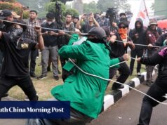 Um ataque com ácido a um activista indonésio levantou preocupações relativamente à democracia sob Prabowo.