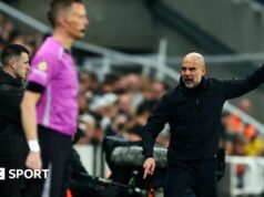 Pep Guardiola: técnico do Manchester City enfrenta suspensão de dois jogos na linha lateral