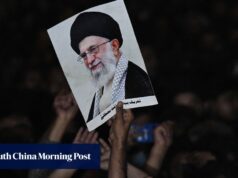 Durante protestos pró-Irã no Paquistão e na Índia, 10 pessoas foram mortas em Karachi.