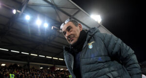 Sarri pronto para receber torcedores da Lazio sob Curva, revela opções do Regista