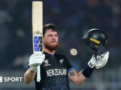 Copa do Mundo T20: O século de Allen leva a Nova Zelândia à final da Copa do Mundo T20.