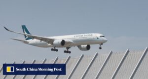 A Swire vendeu parte de sua participação na Cathay Pacific por HK$ 1,8 bilhão para levantar capital de giro.