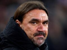 Daniel Farake não poderá contar com Noah Okafor, estrela do Leeds, para o confronto com o Sunderland após uma lesão