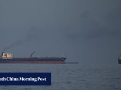 A Grã-Bretanha diz que a Rússia e o Irão estão a tentar “sequestrar a economia global” no meio do bloqueio de Ormuz.