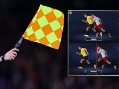 Regras não convencionais? No Canadá, você tem que estar completamente impedido antes que a bandeira suba.