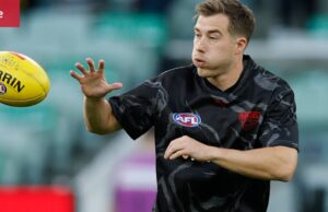 Essendon vs Hawthorn AFL AO VIVO: O homem do momento Merrett demite Dons mais cedo, Hawks assume a liderança estreita no confronto MCG