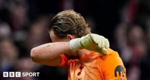 Questionário semanal da BBC Sport: Qual goleiro foi substituído após 17 minutos?