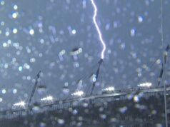 Brumbies-Reds atrasados para Lightning