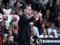 Bartzokas: “Vencemos o Panathinaikos e o Paris sem Vezenkov e Walkap. Obrigado pela nossa (profunda) escalação.”