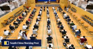 Hong Kong estabelecerá uma versão global do exame de admissão à universidade numa base piloto.